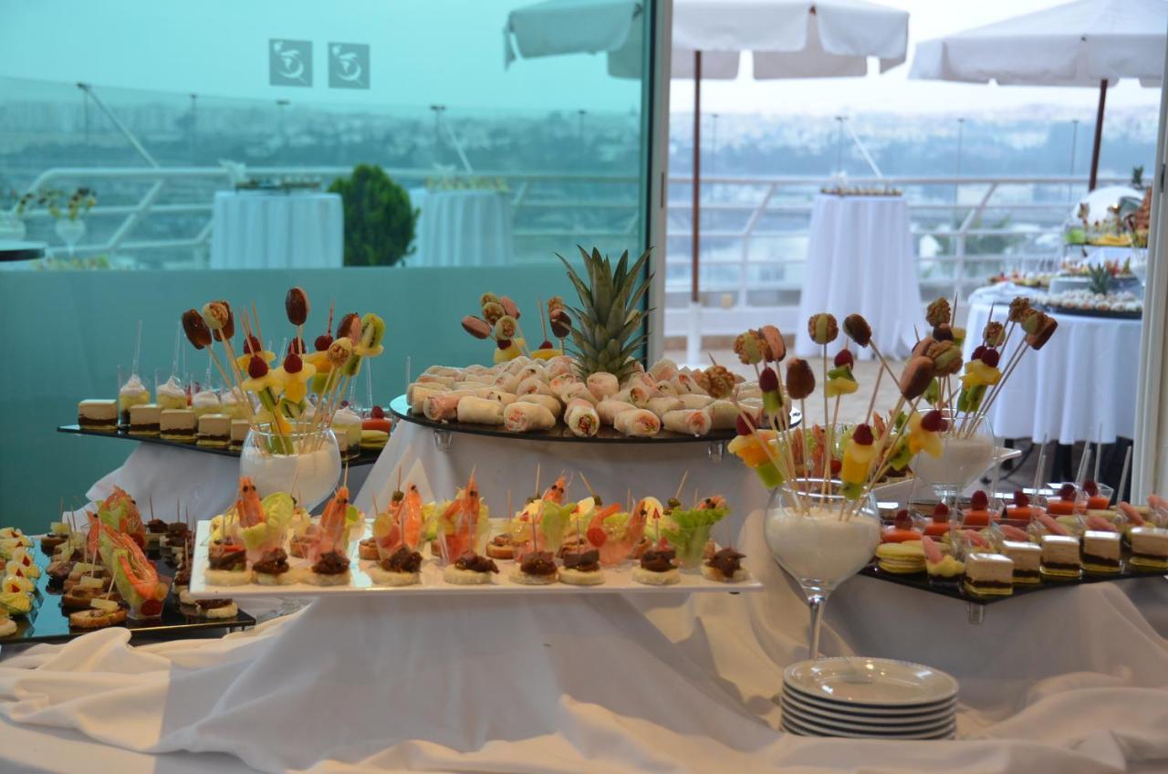 Hotel Borj Rabat - A Member Of Barcelo Hotel Group Eksteriør billede A buffet on a cruise ship