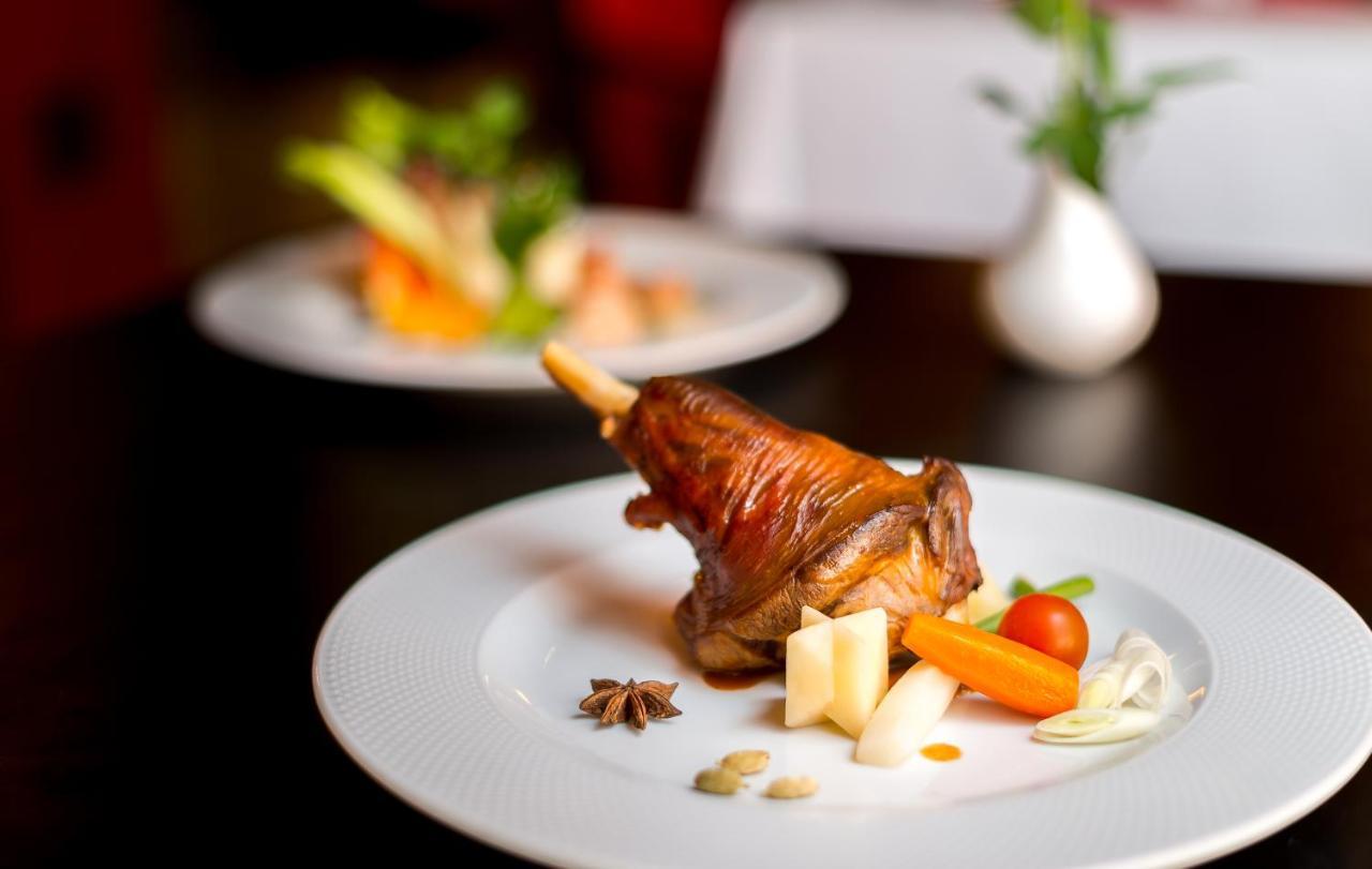 Hotel Borj Rabat - A Member Of Barcelo Hotel Group Eksteriør billede A duck confit