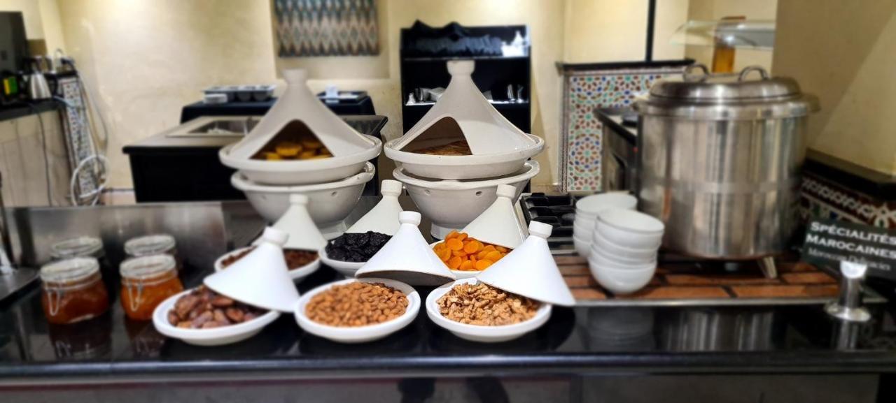 Hotel Borj Rabat - A Member Of Barcelo Hotel Group Eksteriør billede Tajine pots