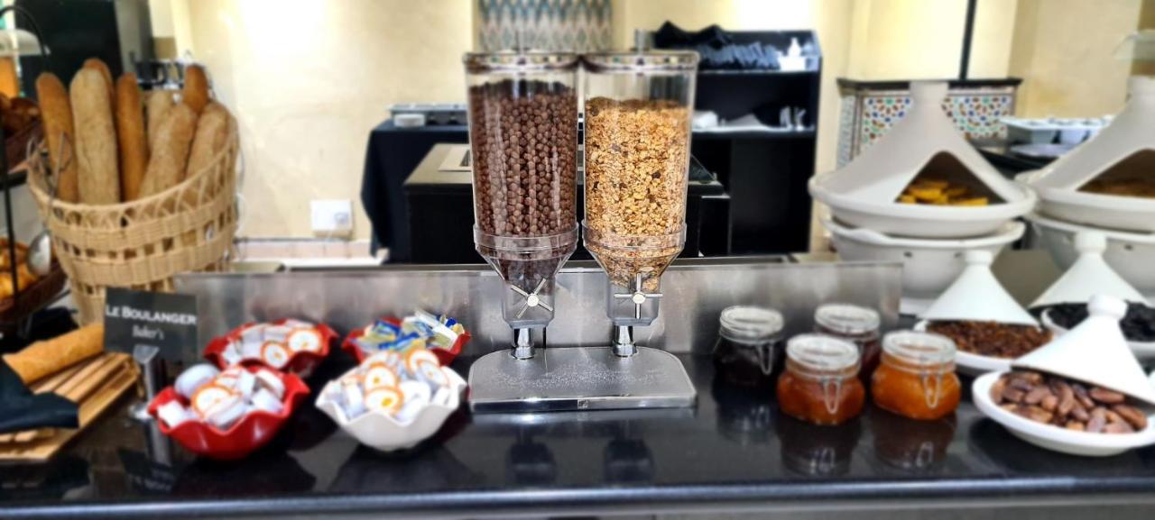 Hotel Borj Rabat - A Member Of Barcelo Hotel Group Eksteriør billede A cereal dispenser