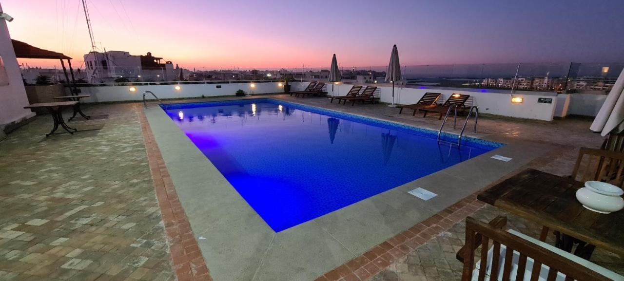 Hotel Borj Rabat - A Member Of Barcelo Hotel Group Eksteriør billede Rooftop pool